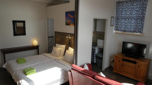 1 double bed