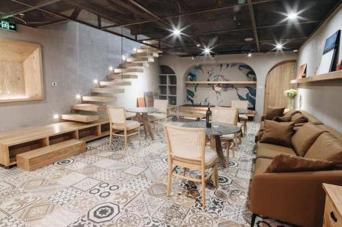 elegant pied -a - terre parisien v38