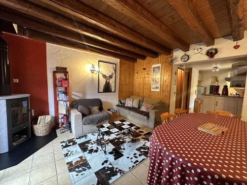 Chalet spacieux proche des pistes - 10 pers. - FR-1-886-137