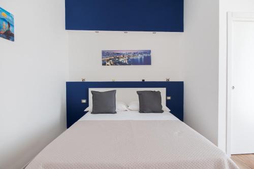 B&B Central Station Napoli Room Type - Double Room with Balcony