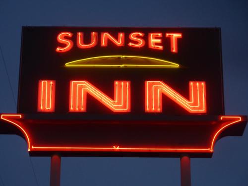 Sunset Inn