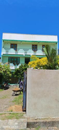 new blue topaz guest house - image 4