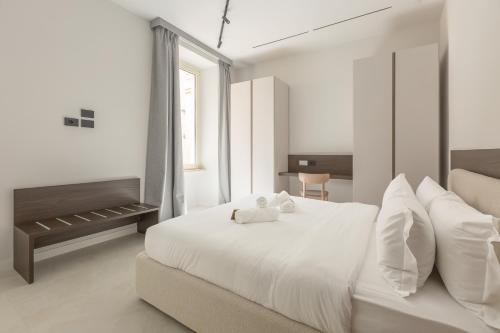 Skylife Vatican Elite Apartment