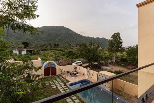 Alorawoods Villa - image 5