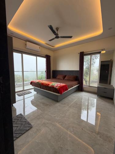 OSM Villa in Moleshwar
