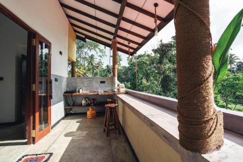 Golden Paddy Villa - image 4