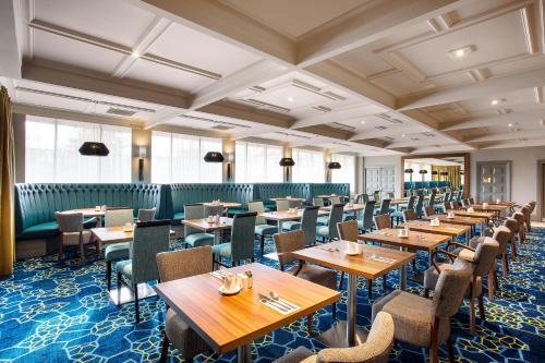 Jurys Inn Aberdeen Airport - image 8