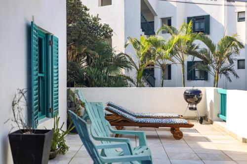 Santorini Ballito 180º Sea Views Braai and Pool - image 4