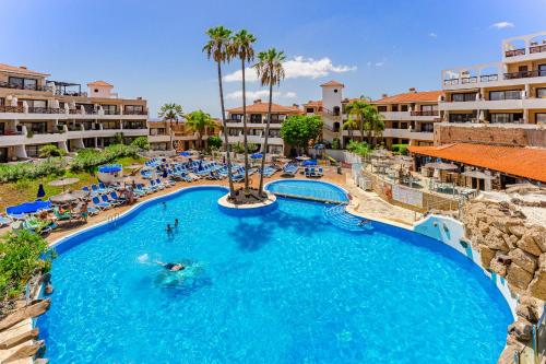 New renovated top floor apartment with heated pool in Golf del Sur