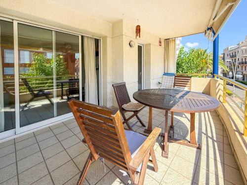 The Rose by Hello Homes Sitges