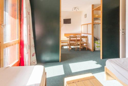 Résidence Les Pentes - Studio divisible en plein centre des Coches MAE-9084