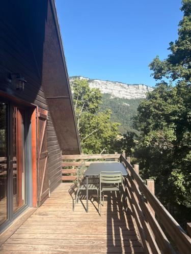 Chalet des Hardes Cocon nature du vercors in Rencurel