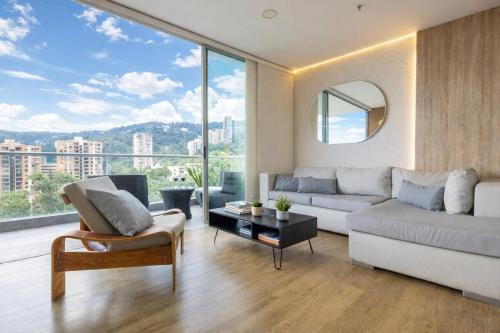 15th Floor City Views El Poblado King Bed & AC