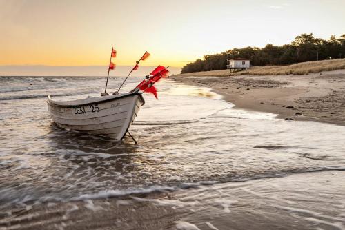 Nur 100 m zum Strand FeWo Meerweh - image 4