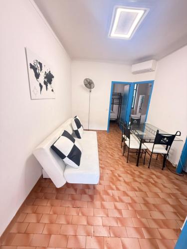 Centrally located Provençal apartment