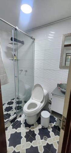 Apartamento en el Poblado cerca a Provenza by Medellin Travels - image 4