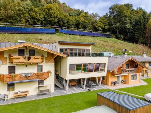 Chalet in Stuhlfelden near Ski Slopes