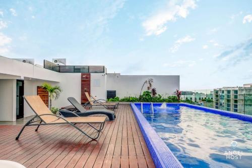 2Br Retreat W Rooftop Pool & Bbq