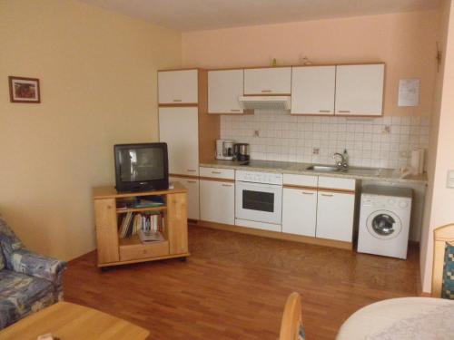 Létesítmények, Spezialitatenhof Familie Eichmann in Neuhaus Am Klausenbach