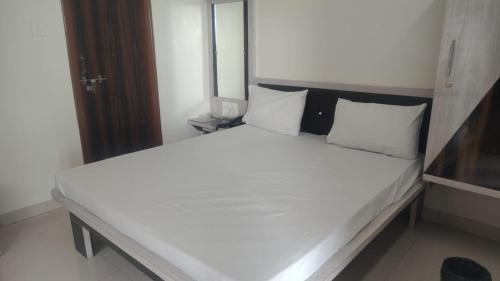 Hotel Shree Siddhi Vinayak