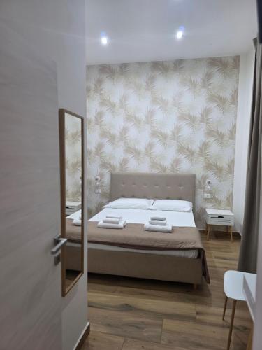 A Casa di Edel, Naples