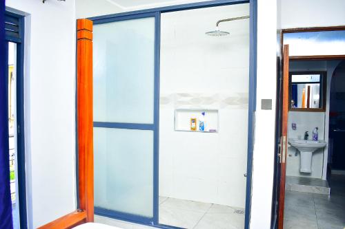 Living Good Homes - image 2