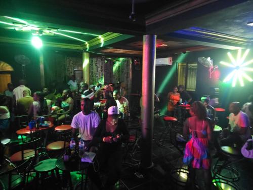 Joint d'or in Cayes-Jacmel