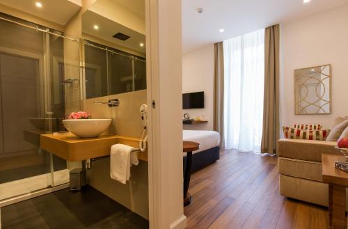 900 Piazza del Popolo Room Type - Junior Suite with Balcony