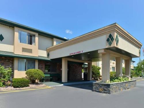 America's Best Value Inn New Paltz