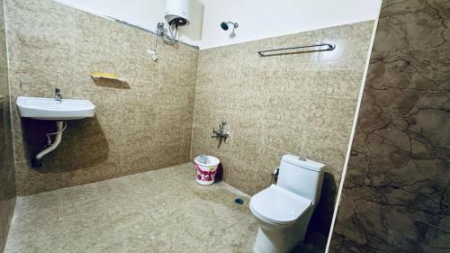 Four Towers Home Stay - image 4