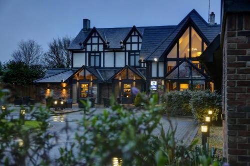Best Western Gables Hotel Hotel de charme Berkeley Heath Mediumwave Transmitter