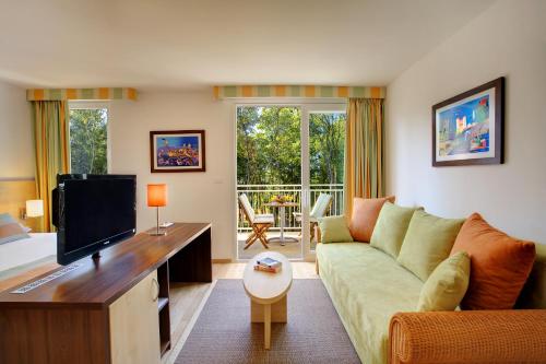 瓦拉馬爾塔瑪里斯度假酒店 (Valamar Tamaris Resort) in 波雷奇