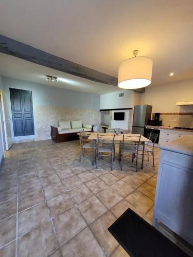Facilities, Camping 3 etoiles - Piscine - ccbfi0e in Avezan