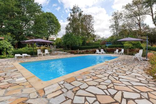 Villa Felinas
