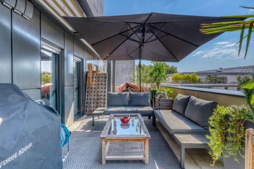 Superbe Appartement • Clim & Parking à Bordeaux