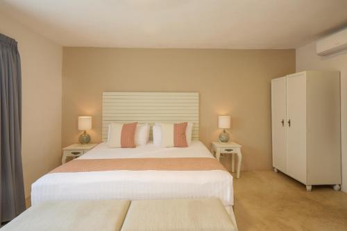 Suite, classic