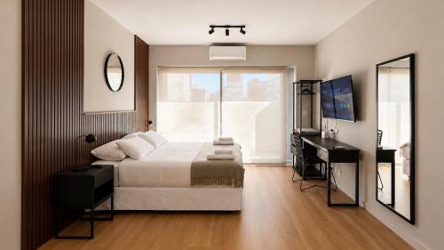 Downtown Theater District Apartment