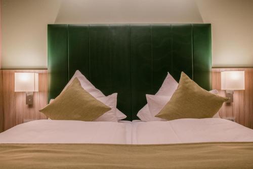 1 double bed