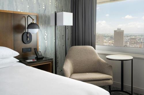 1 queen bed