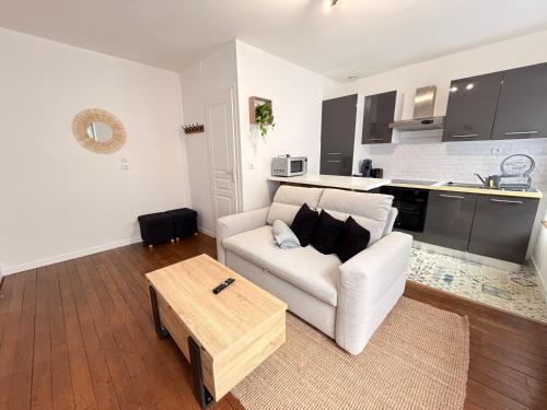 Payen T2 confortable refait à neuf au centre ville