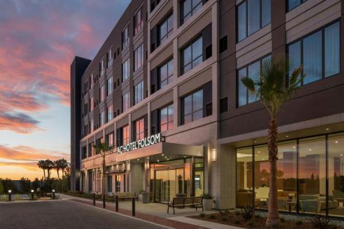 Unterkunft von außen, AC Hotel Sacramento Folsom in Folsom (CA)