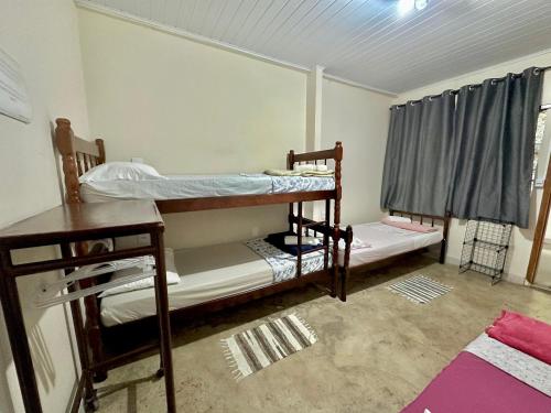 1 bunk bed