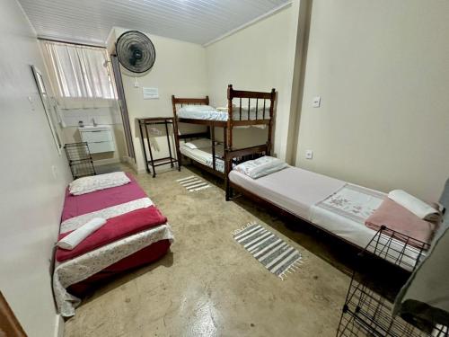 1 bunk bed