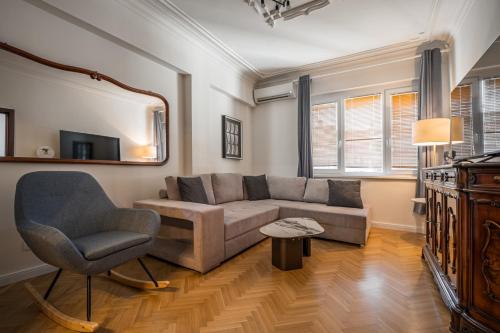 New Central 2BR Premium Apartment - image 3