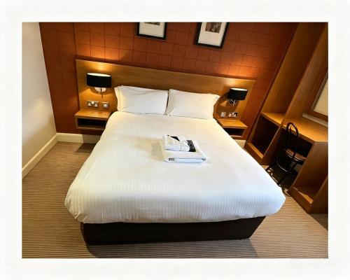 OYO Imperial Hotel Room Type - Budget Double Room