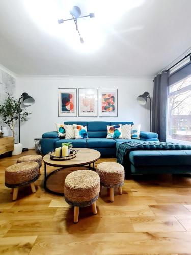 Bright 3BR + Patio, Glasgow