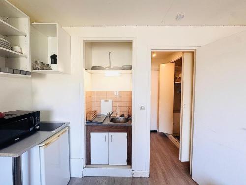 NGOMA IMMOBILIER N27 Studio proche gare in Melun