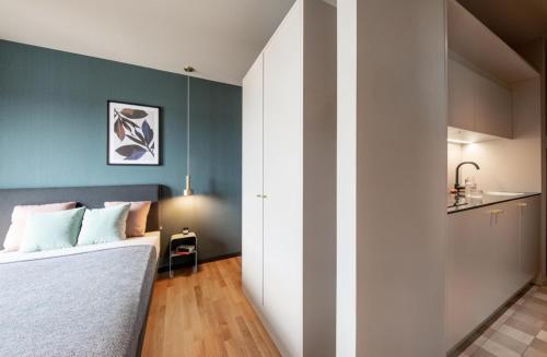 1 queen bed