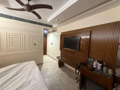 Hotel Sheron photo 2