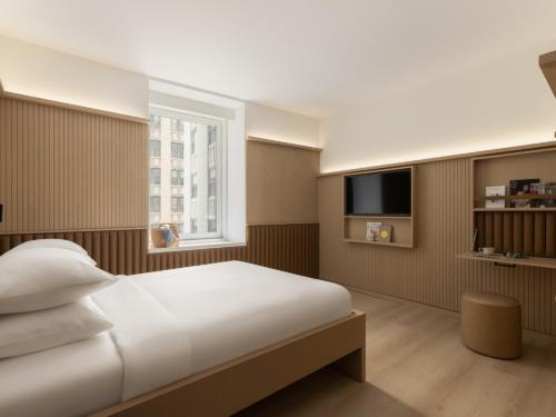 Little Something Hotel NYC in Financial District